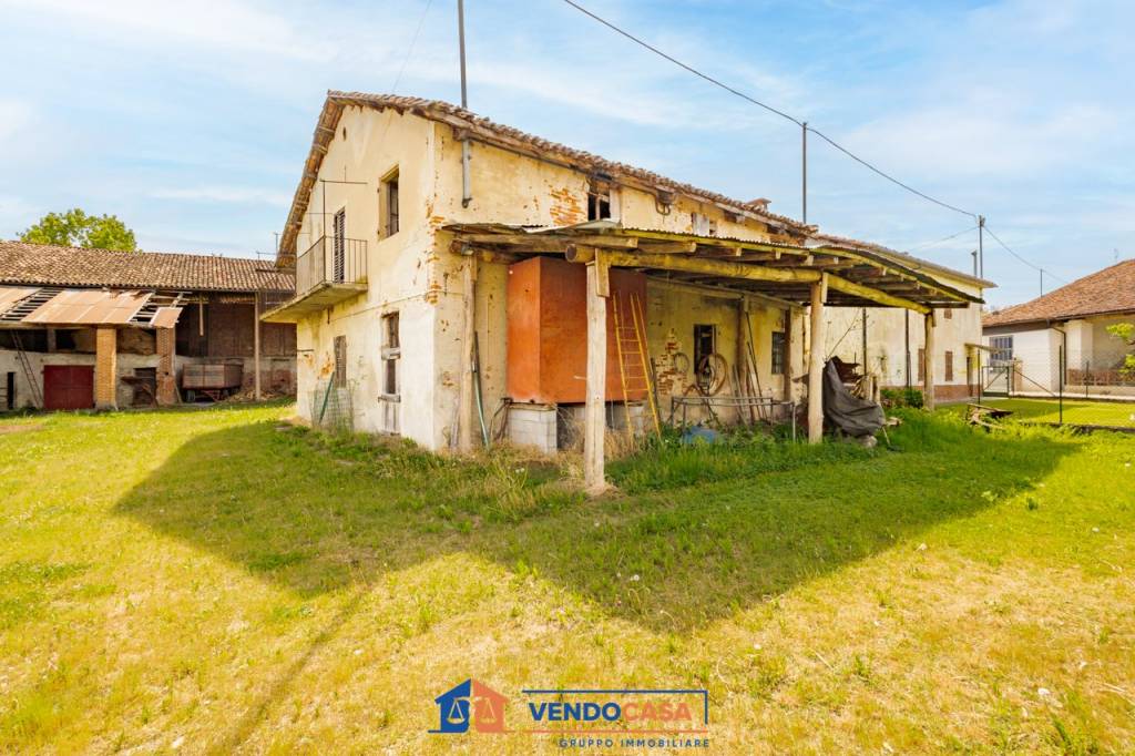 Casale in vendita a Sant'Albano Stura via Mondovì, 10