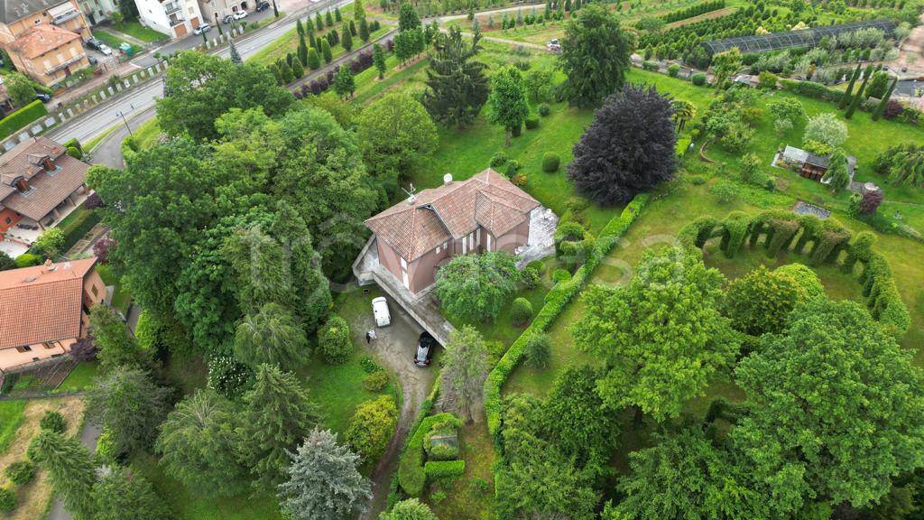 Villa Bifamiliare in vendita a Bergamo via Ramera, 38