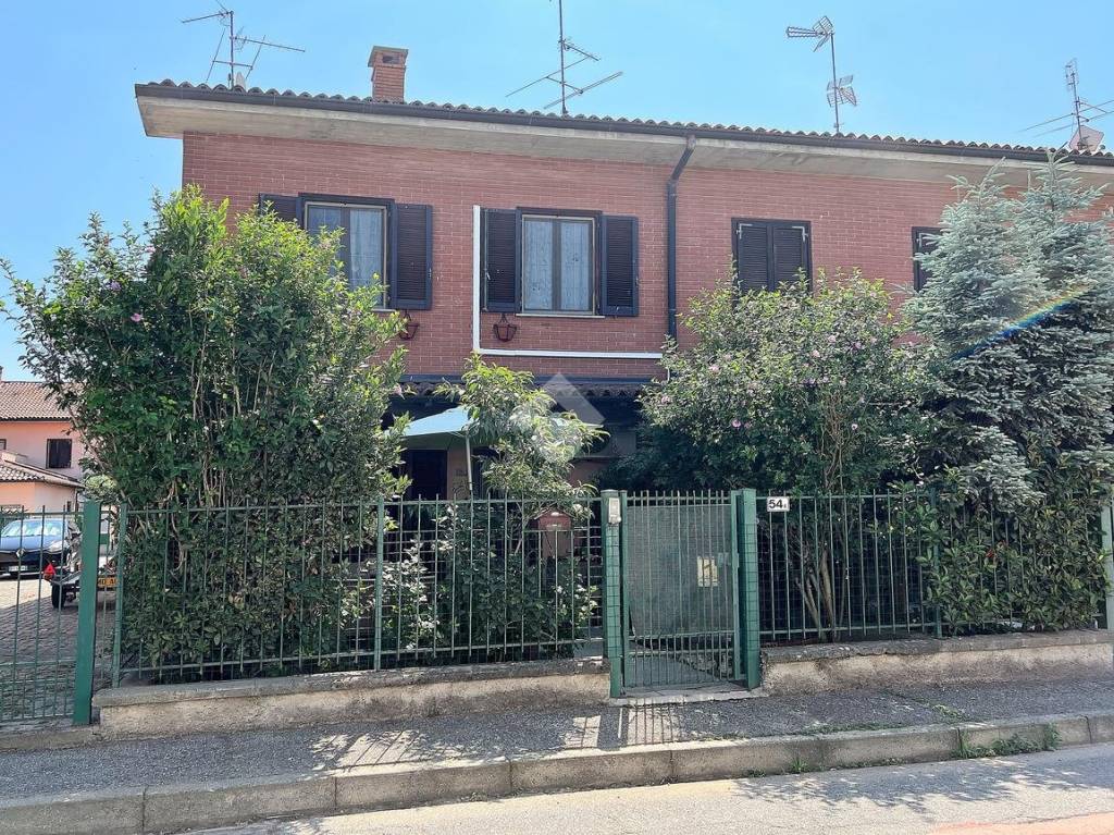 Villa a Schiera in vendita a Cura Carpignano via Prado, 54