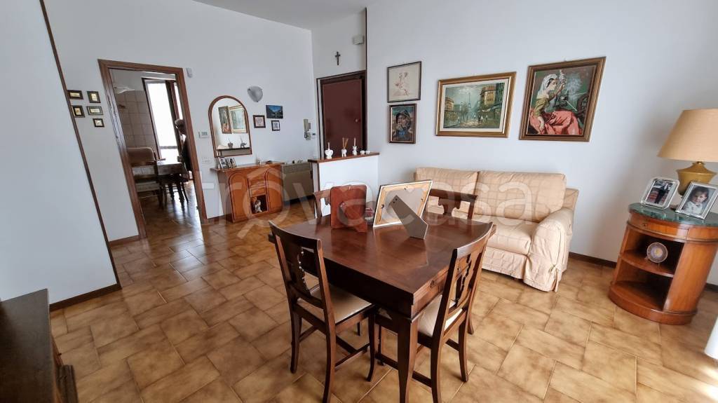 Appartamento in vendita a Castelnuovo Scrivia via Papa Giovanni XXIII