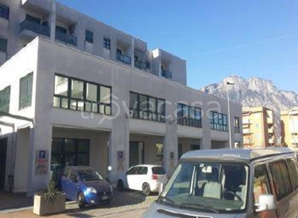 Ufficio in vendita a Trento via Marino Stenico, 26