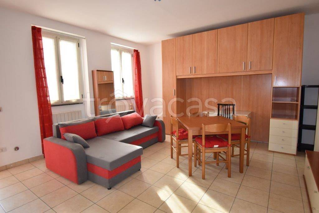 Appartamento in vendita a Olgiate Olona via Piave, 6