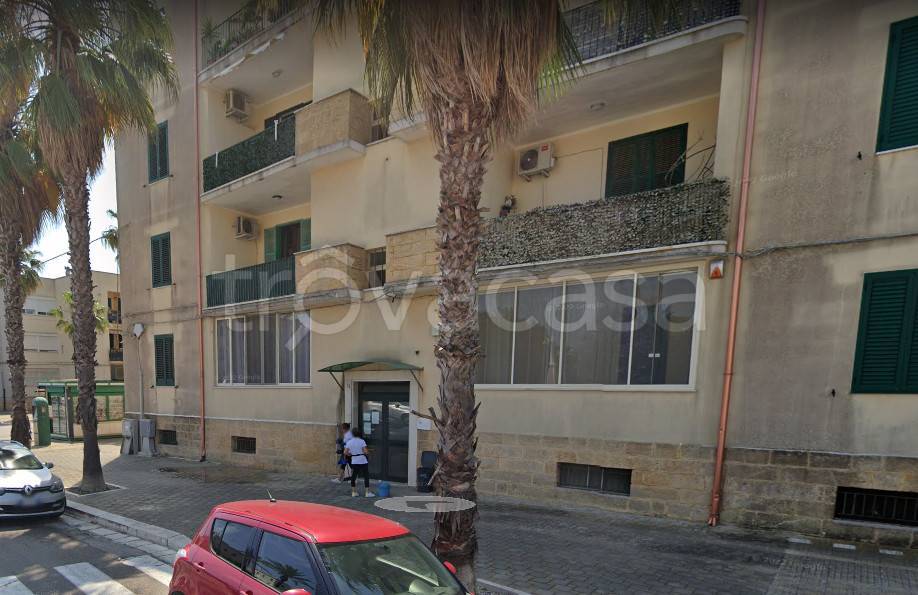 Appartamento in vendita a Brindisi via Andrea Bafile