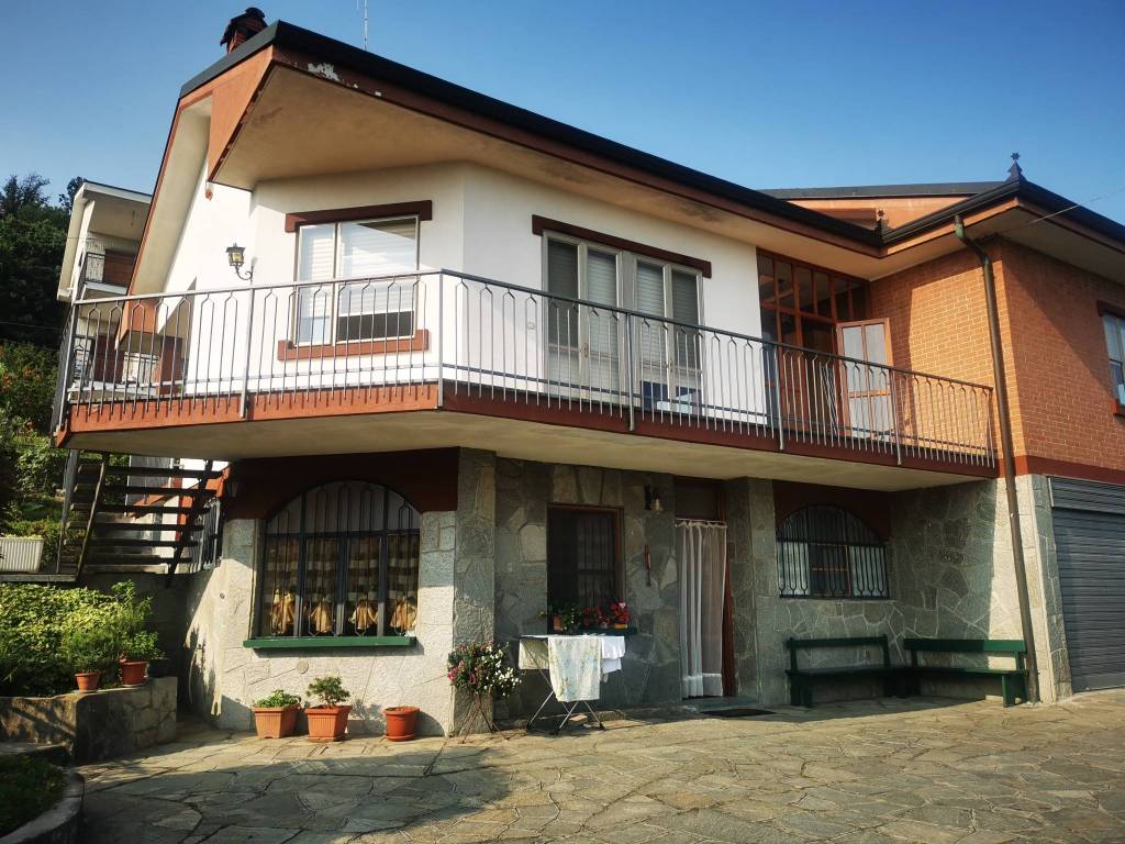 Villa in vendita a Castiglione Torinese via Giacomo Puccini, 10
