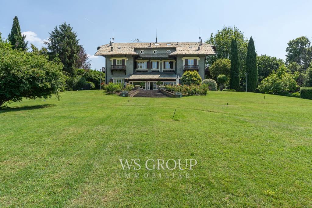 Villa in vendita a Besana in Brianza via Giacomo Puccini, 13