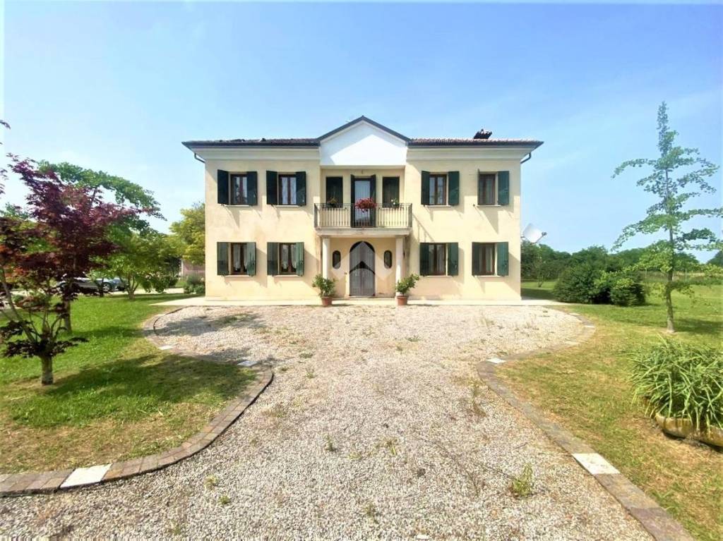 Villa in vendita a Maserada sul Piave via Roma, 1