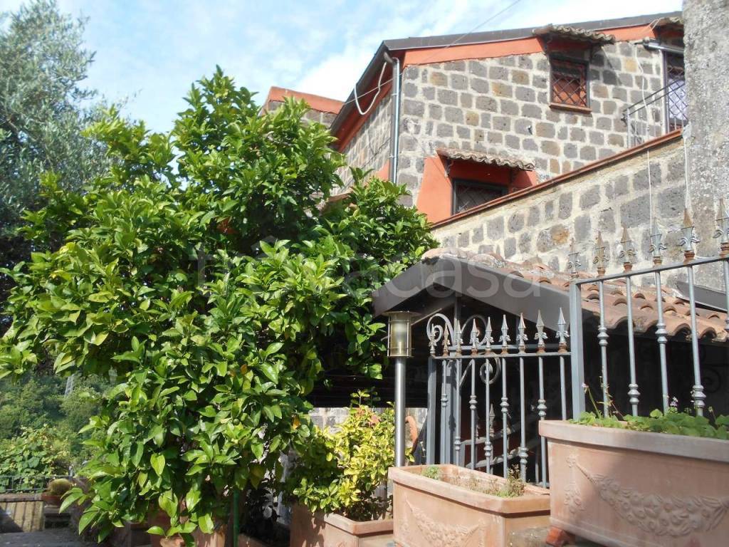 Villa in vendita a Sant'Agata de' Goti contrada Lamia