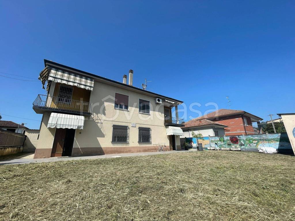 Villa Bifamiliare in vendita a Novara strada Provinciale di Granozzo