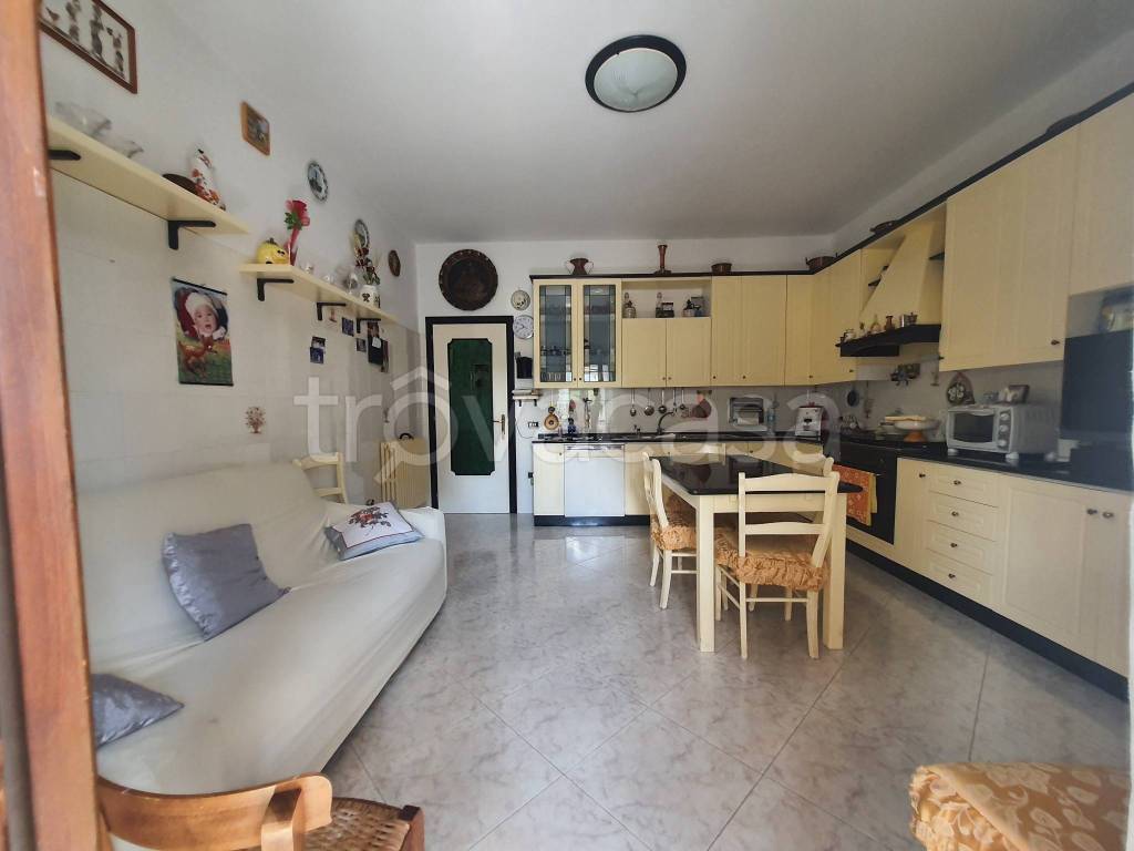Appartamento in vendita a Vibo Valentia viale Alcide De Gasperi, 182