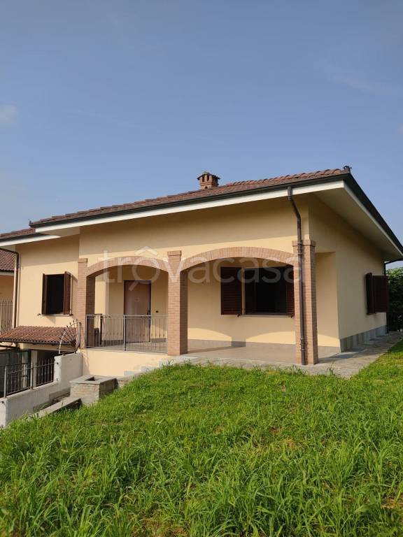 Villa in vendita a Montechiaro d'Asti via Maresco