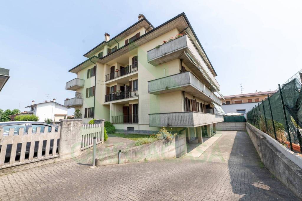 Appartamento in vendita a Casalpusterlengo via Francesco Agello