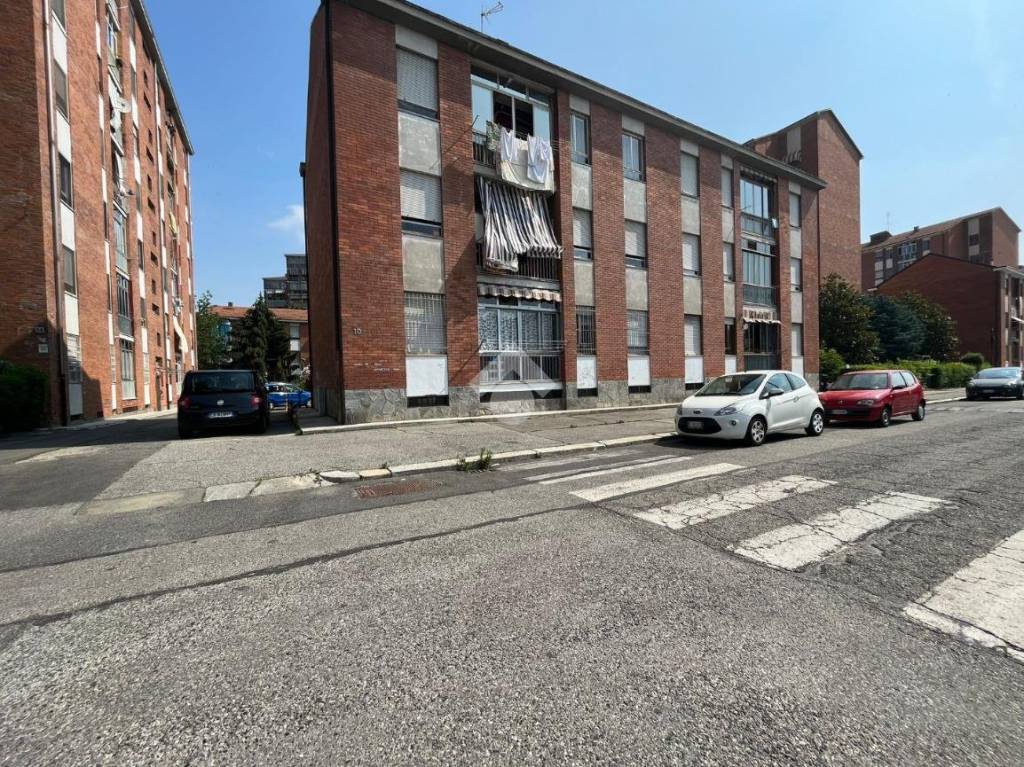 Appartamento in vendita a Torino via delle Magnolie, 10