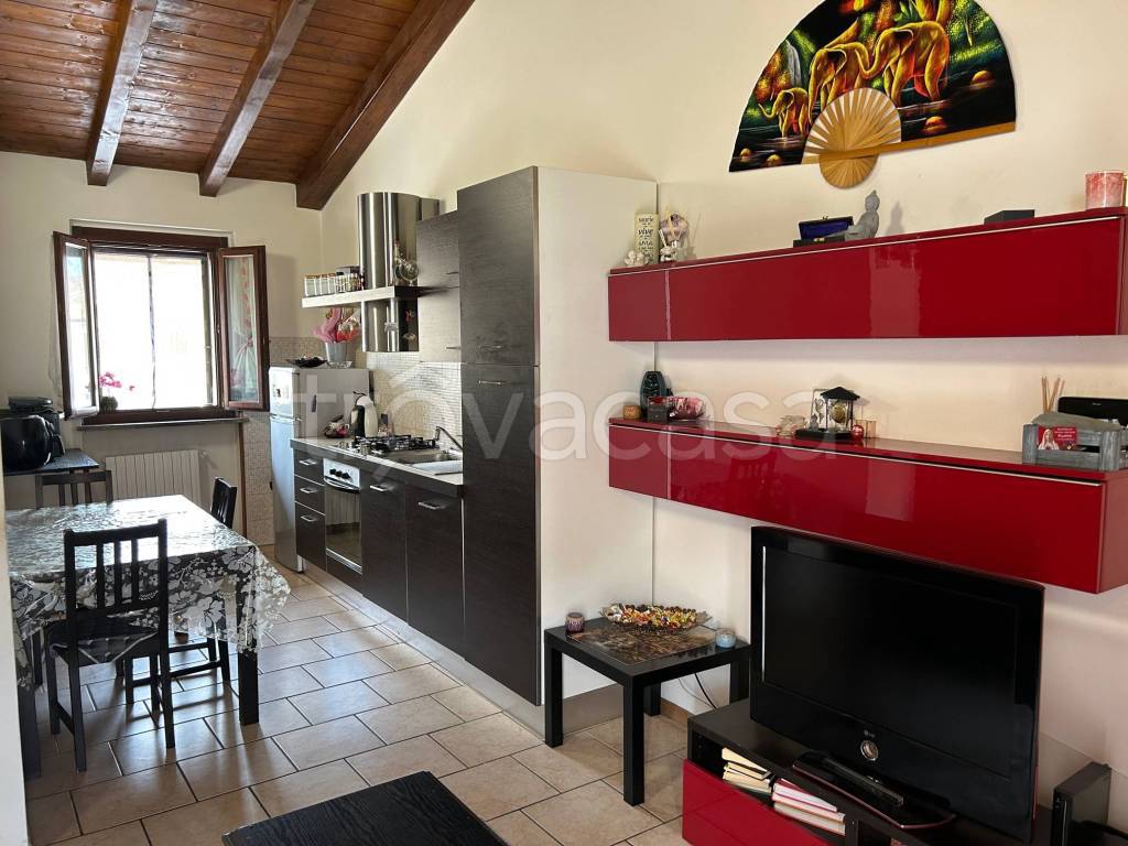 Appartamento in vendita a Gambolò via Giuseppe Mazzini, 61