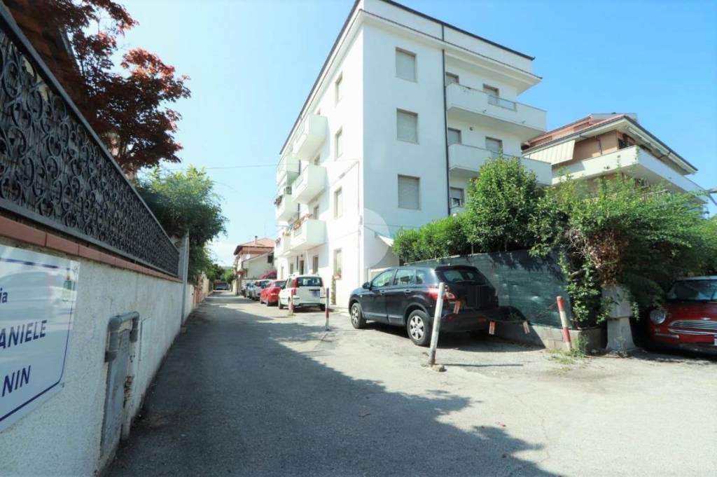 Appartamento in vendita a Pescara via Daniele Manin, 2