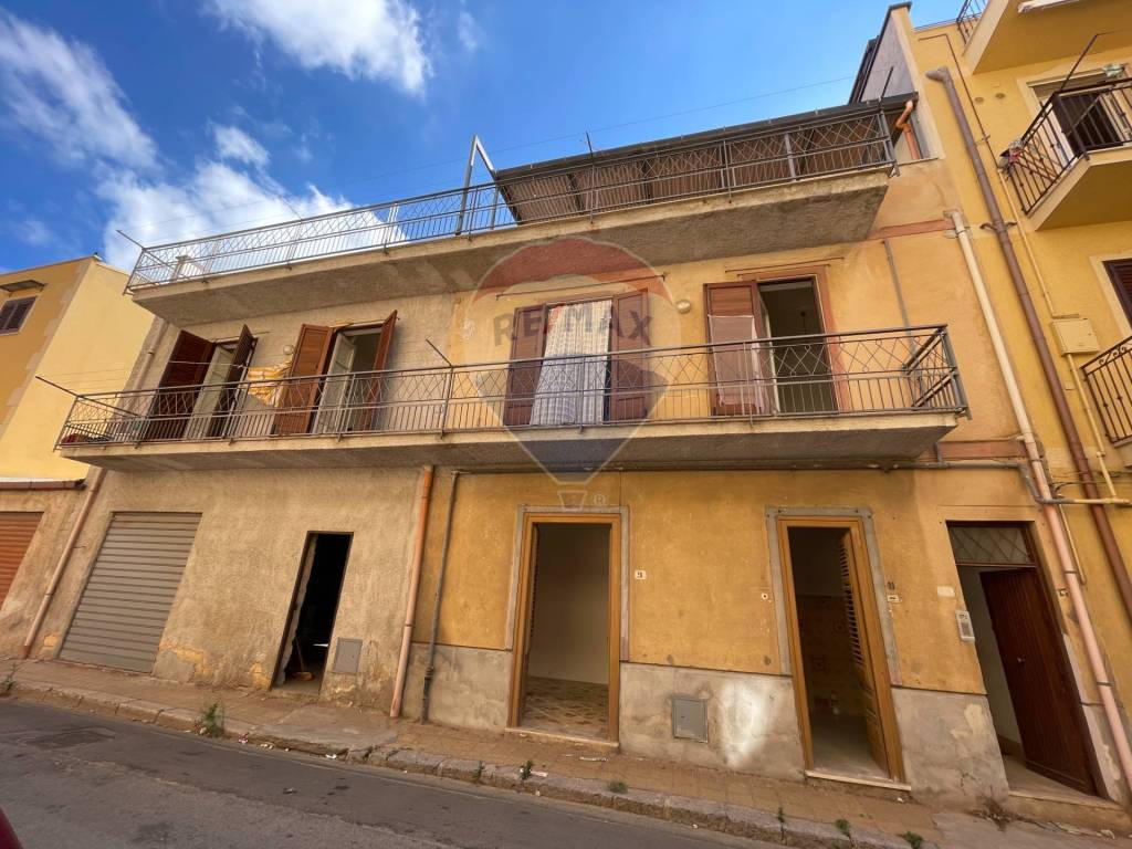 Casa Indipendente in vendita a Santa Flavia via Consolare, 9