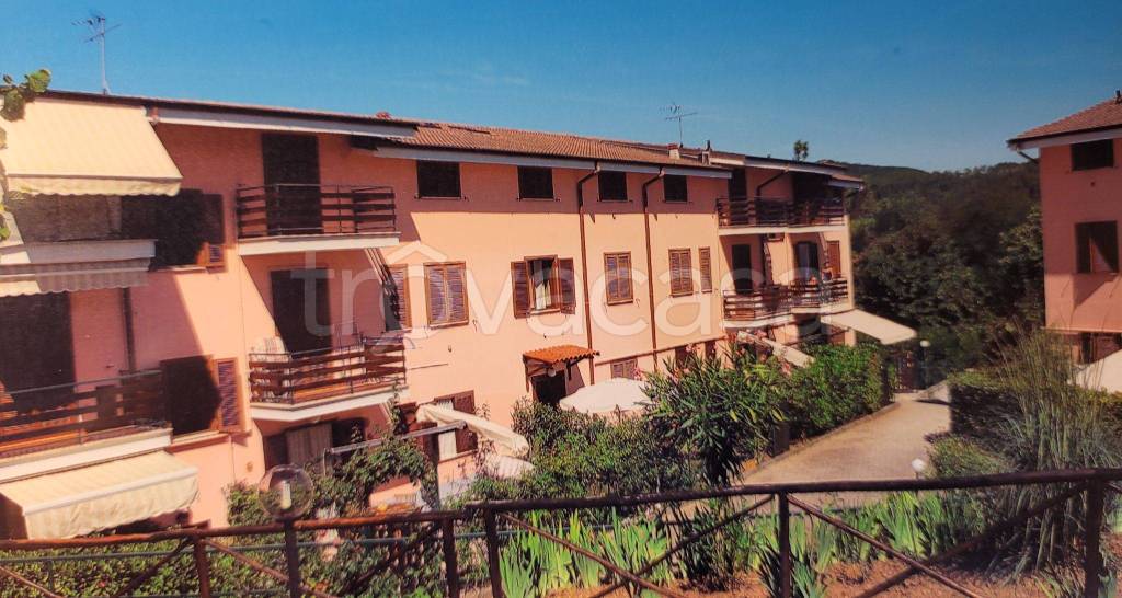 Appartamento in in vendita da privato a Carro via Italia, 18