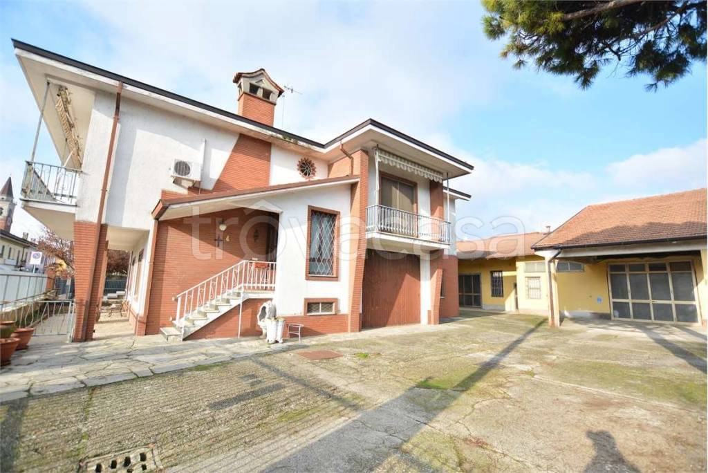 Villa in vendita a Borghetto Lodigiano via Tavazzi, 37