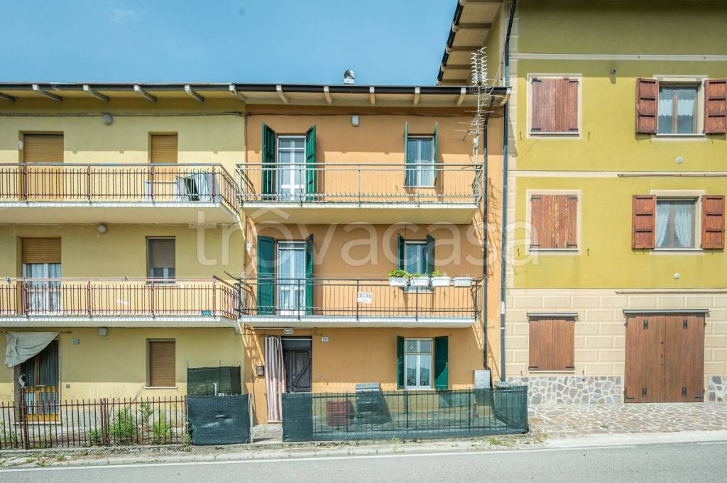 Villa a Schiera in vendita a Ventasso via Alcide Bombardi, 105, 42030 Ramiseto re, Italia
