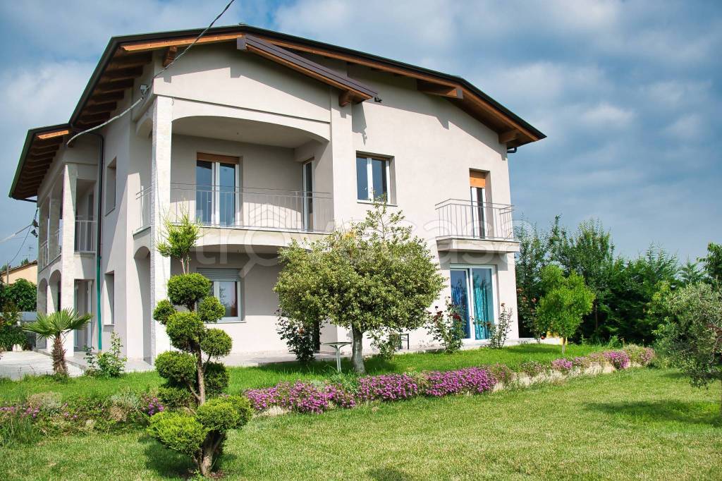 Villa in vendita a Manta via Falicetto, 45/b