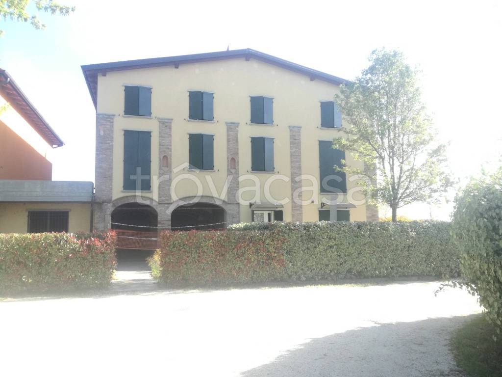 Villa Bifamiliare in vendita a Castelfranco Emilia via Marta