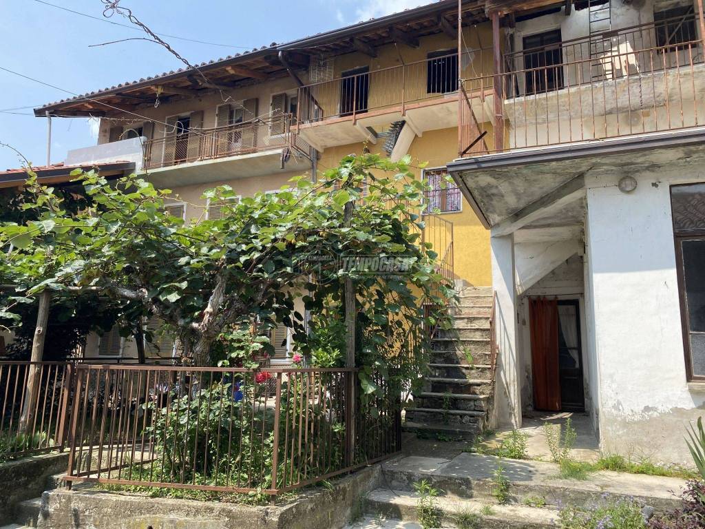 Casa Indipendente in vendita a Castellamonte case chiria 353