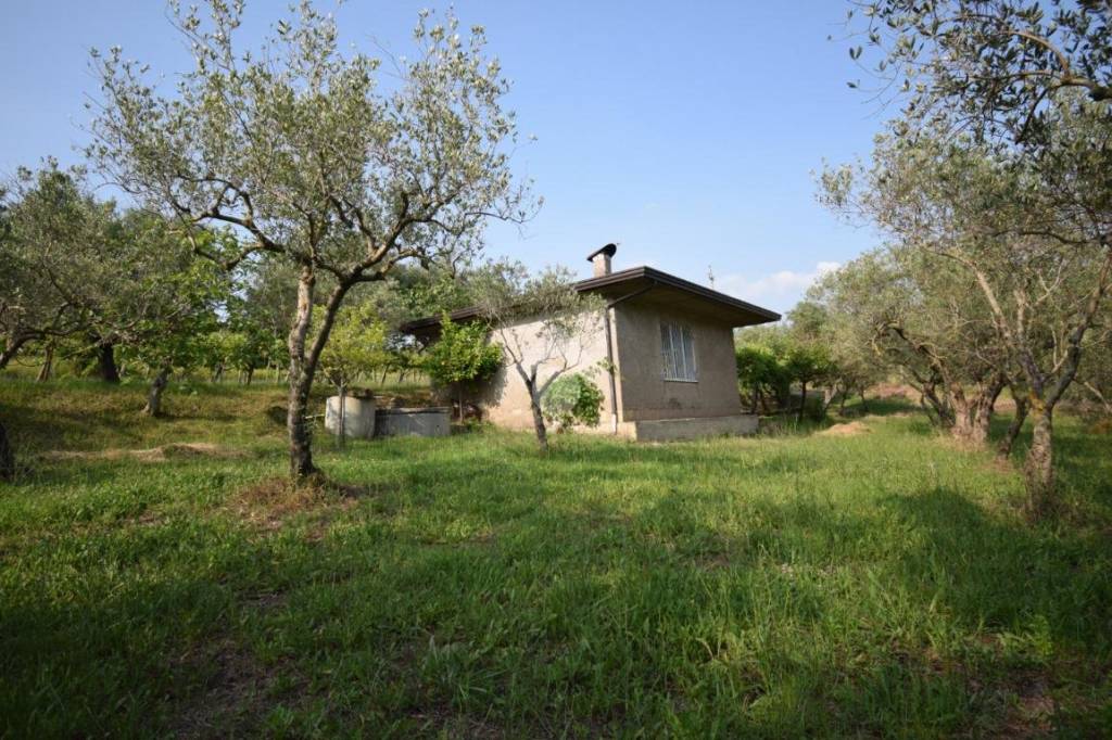 Casa Indipendente in vendita a Sant'Agata de' Goti c/da Mascone