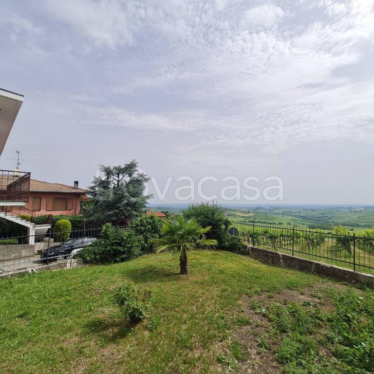 Villa in vendita a Santa Maria della Versa frazione Torrone, 65