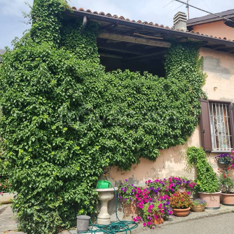 Villa Bifamiliare in vendita a Santa Maria della Versa