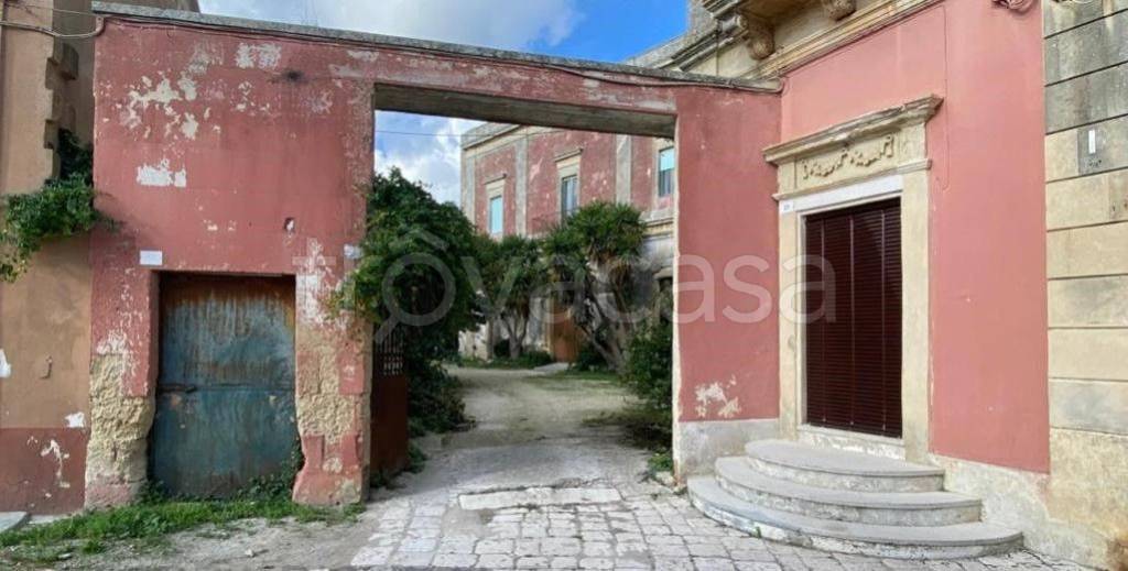 Intero Stabile in in vendita da privato a Santa Cesarea Terme via Duca d'Aosta, 19