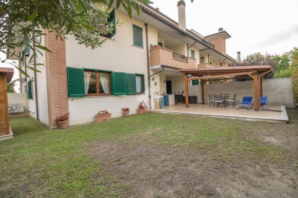 Appartamento in vendita a Cantalupo in Sabina viale Giuseppe Verdi