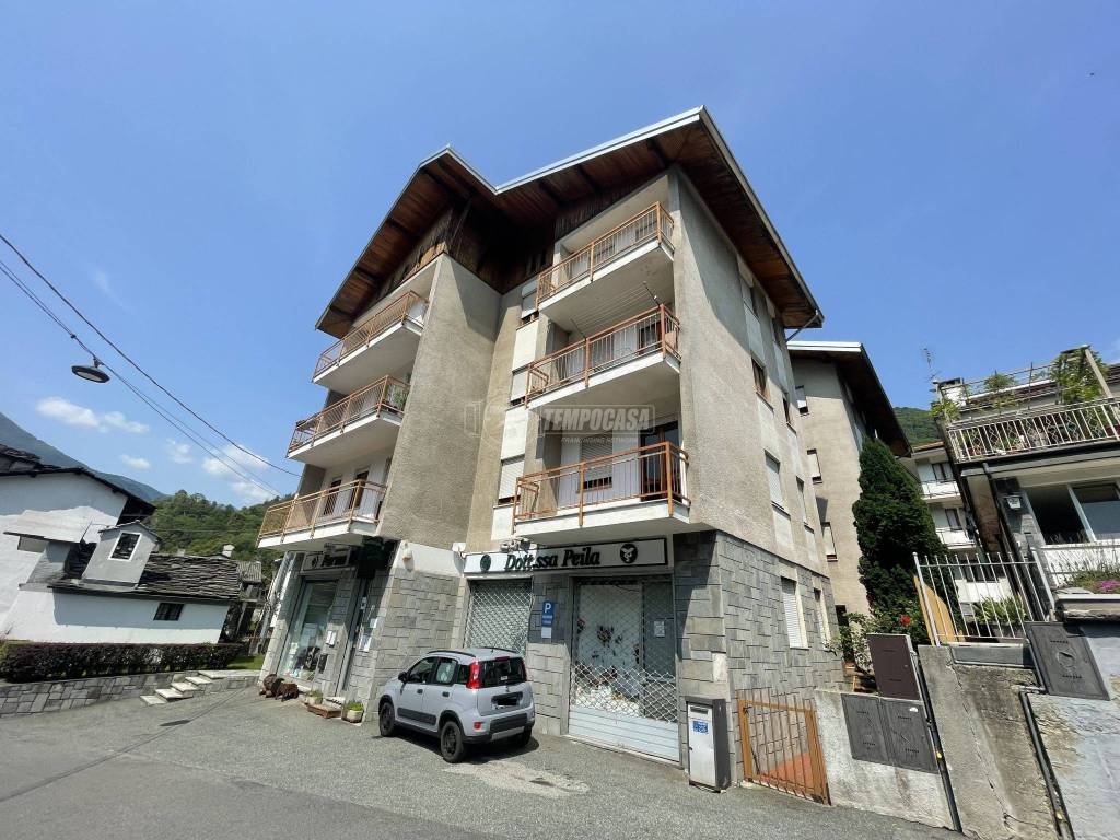 Appartamento in vendita a Sparone via Locana 70