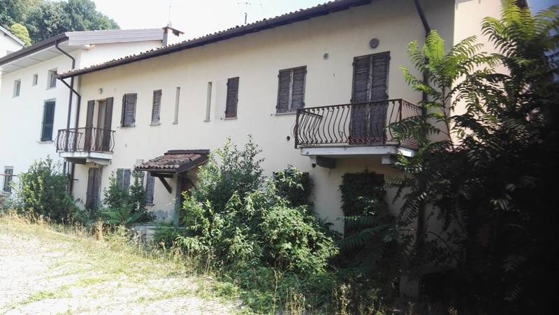 Casa Indipendente in vendita a Bagnatica via Antonio Locatelli