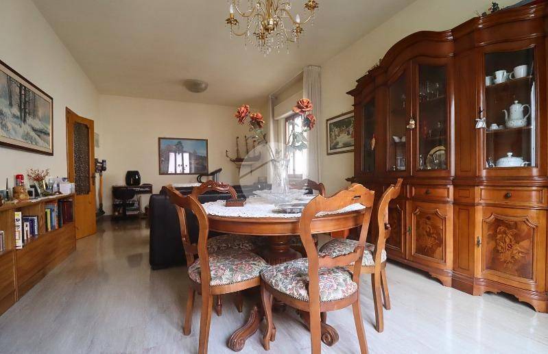Appartamento in vendita a San Benedetto del Tronto via Fogazzaro, 37