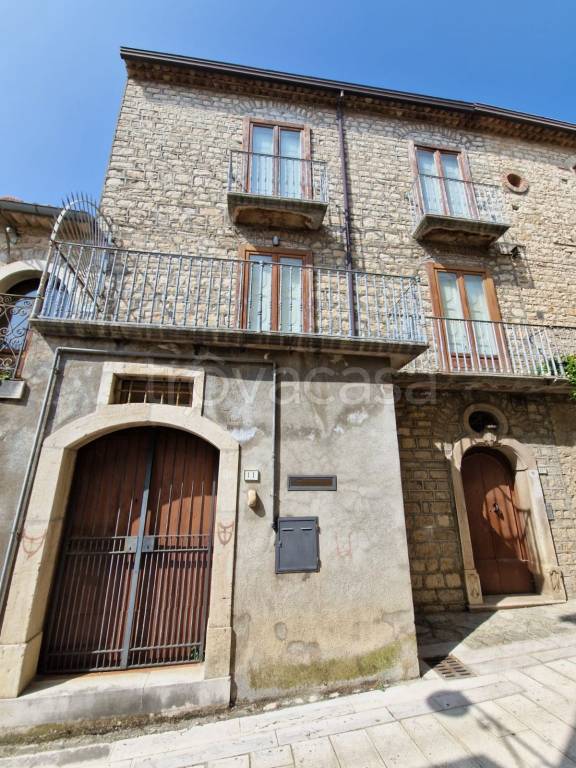 Appartamento in in vendita da privato a Fontanarosa via Antonio Bianchi