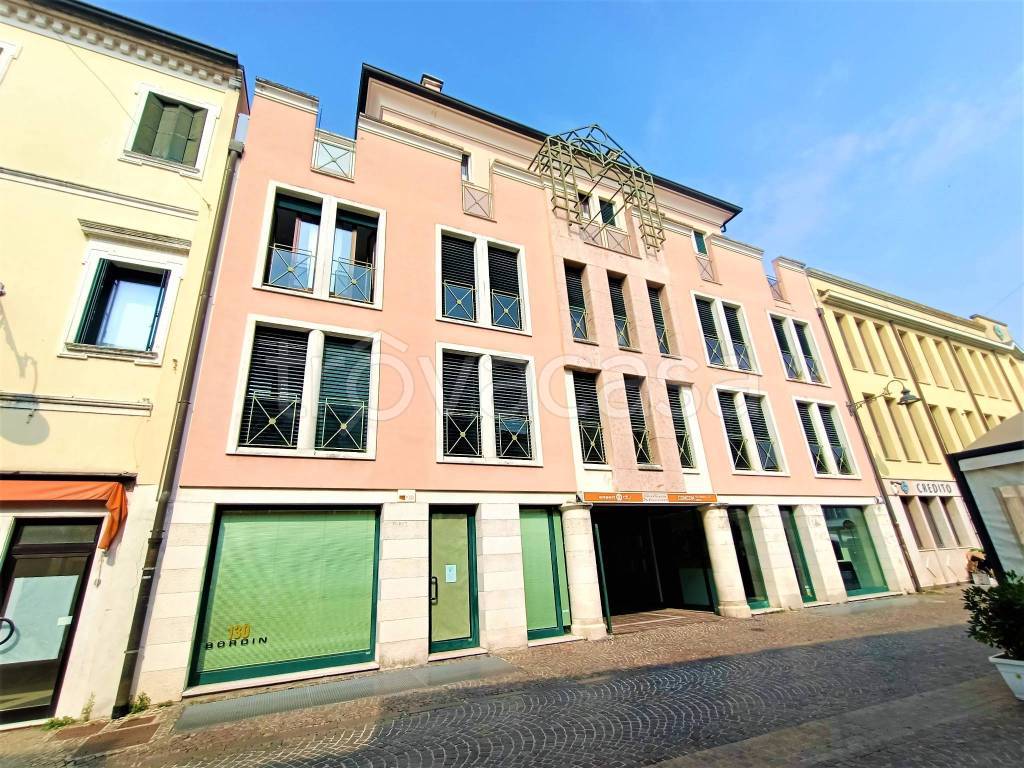 Appartamento in vendita ad Adria corso Vittorio Emanuele ii, 7