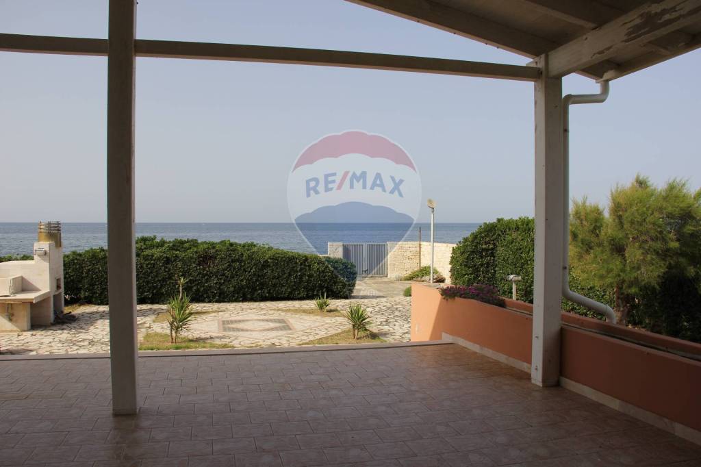 Villa in vendita a Mola di Bari contrada Padovano Complesso La Penna, nc