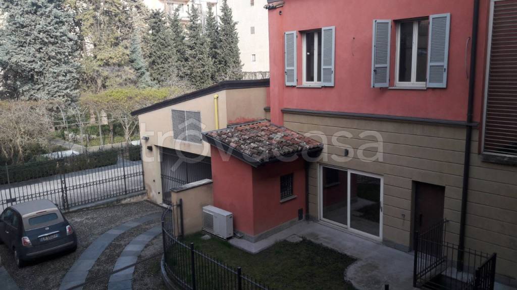 Villa Bifamiliare in vendita a Piacenza