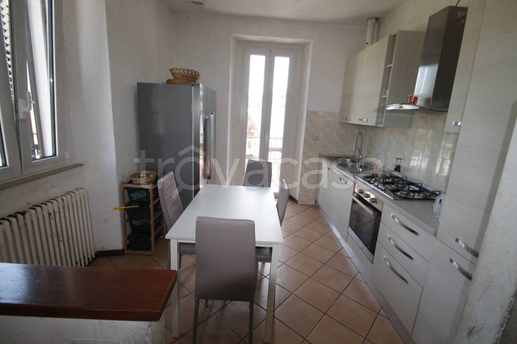 Appartamento in vendita a Sant'Omobono Terme via Cepino, 7