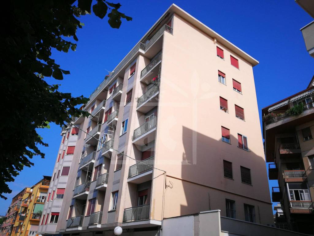 Appartamento in vendita a Pescara via Caduta del Forte