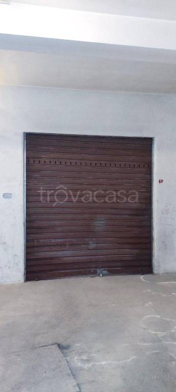 Garage in vendita a Trani via Avvocato Enrico De Nicola