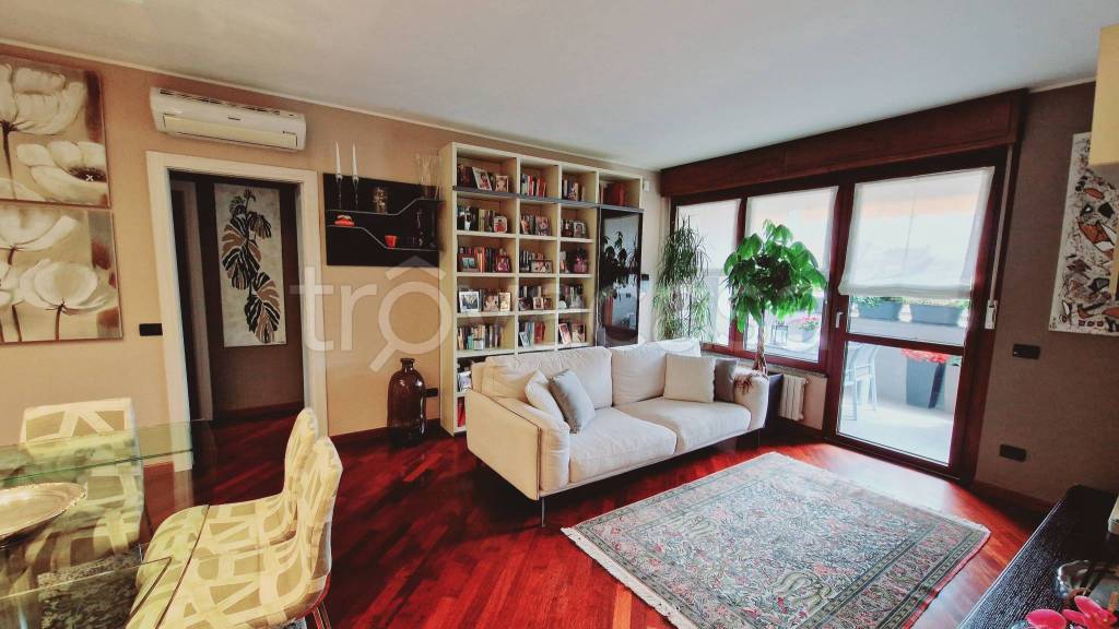 Appartamento in vendita a Milano via Antonio Fortunato Stella, 15