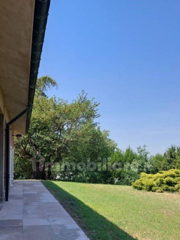 Villa in vendita a Sassuolo via Montegibbio