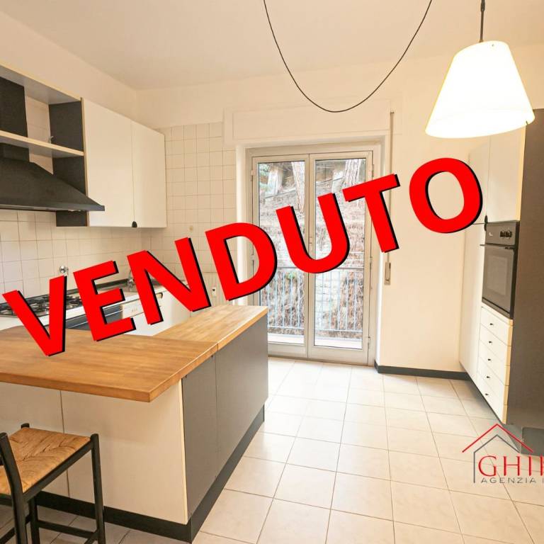 Appartamento in vendita a Genova via Luigi Rizzo, 94