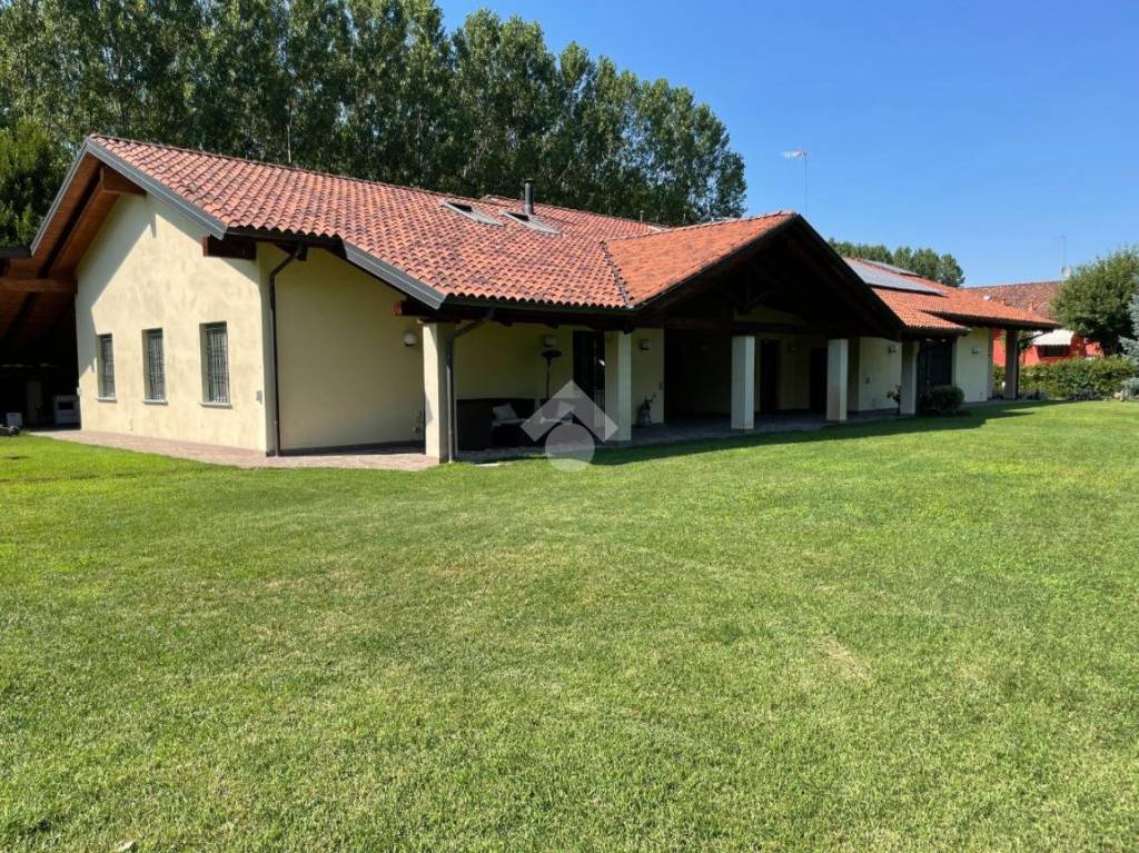 Villa in vendita a Cantarana via del Martinetto, 20