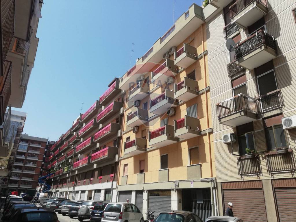 Appartamento in vendita a Bari via Pasquale Paoli, 33