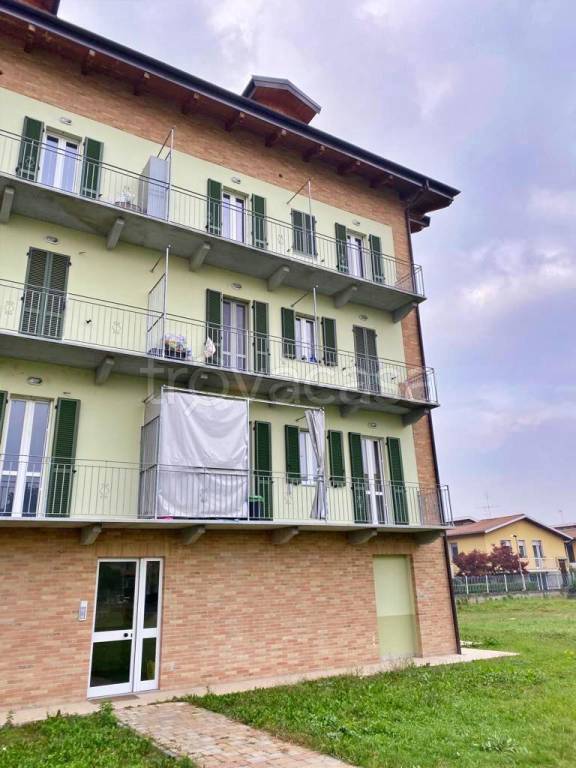 Appartamento in vendita ad Asti via Adda, 11