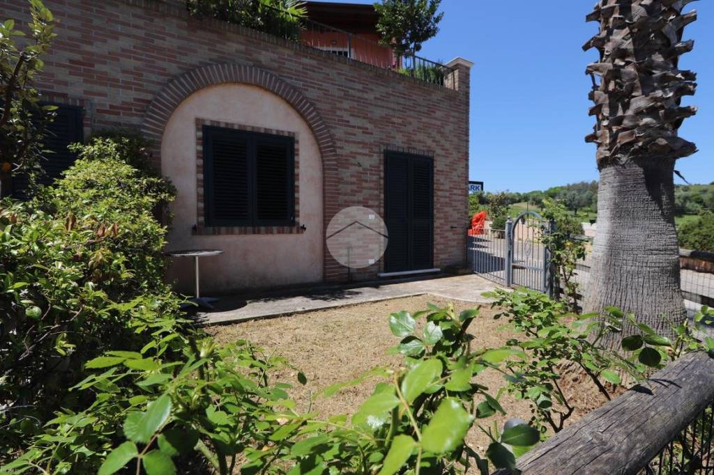 Appartamento in vendita a Tortoreto via Panoramica, 34