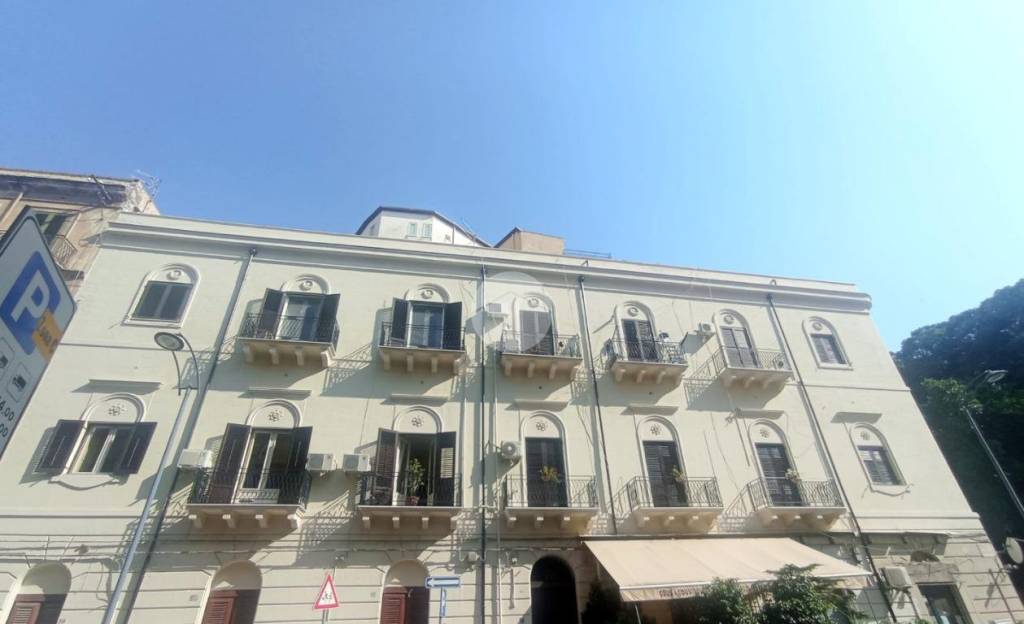 Appartamento in vendita a Palermo via del Fervore, 64