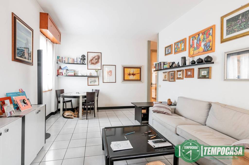 Appartamento in vendita a San Giuliano Milanese via Trieste, 25