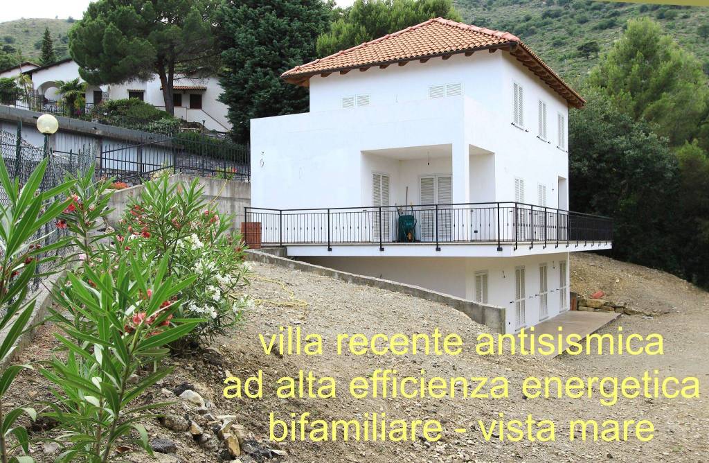 Villa Bifamiliare in in vendita da privato ad Andora